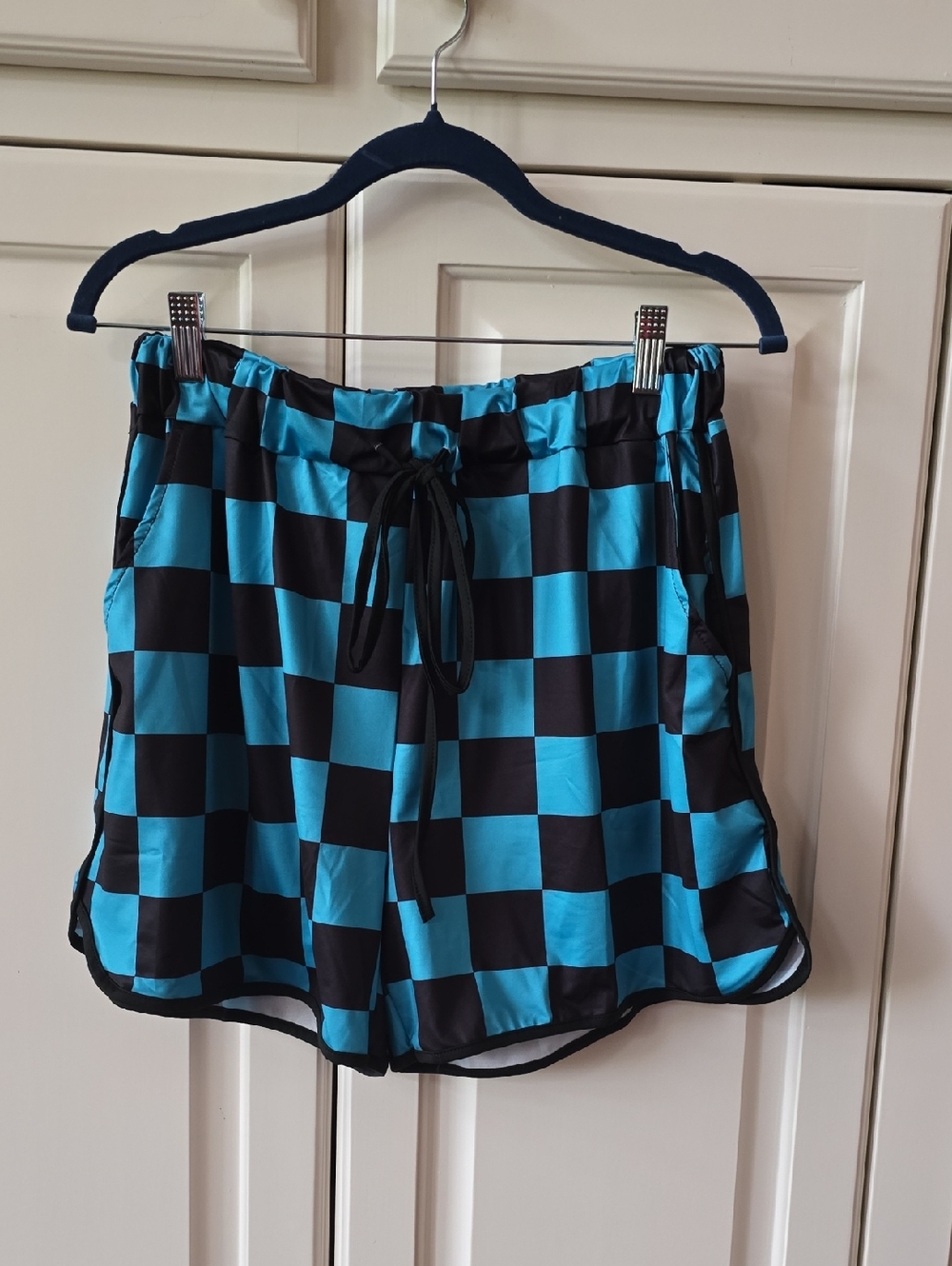 Women’s Black and Teal Checkered Athletic Shorts with Drawstring